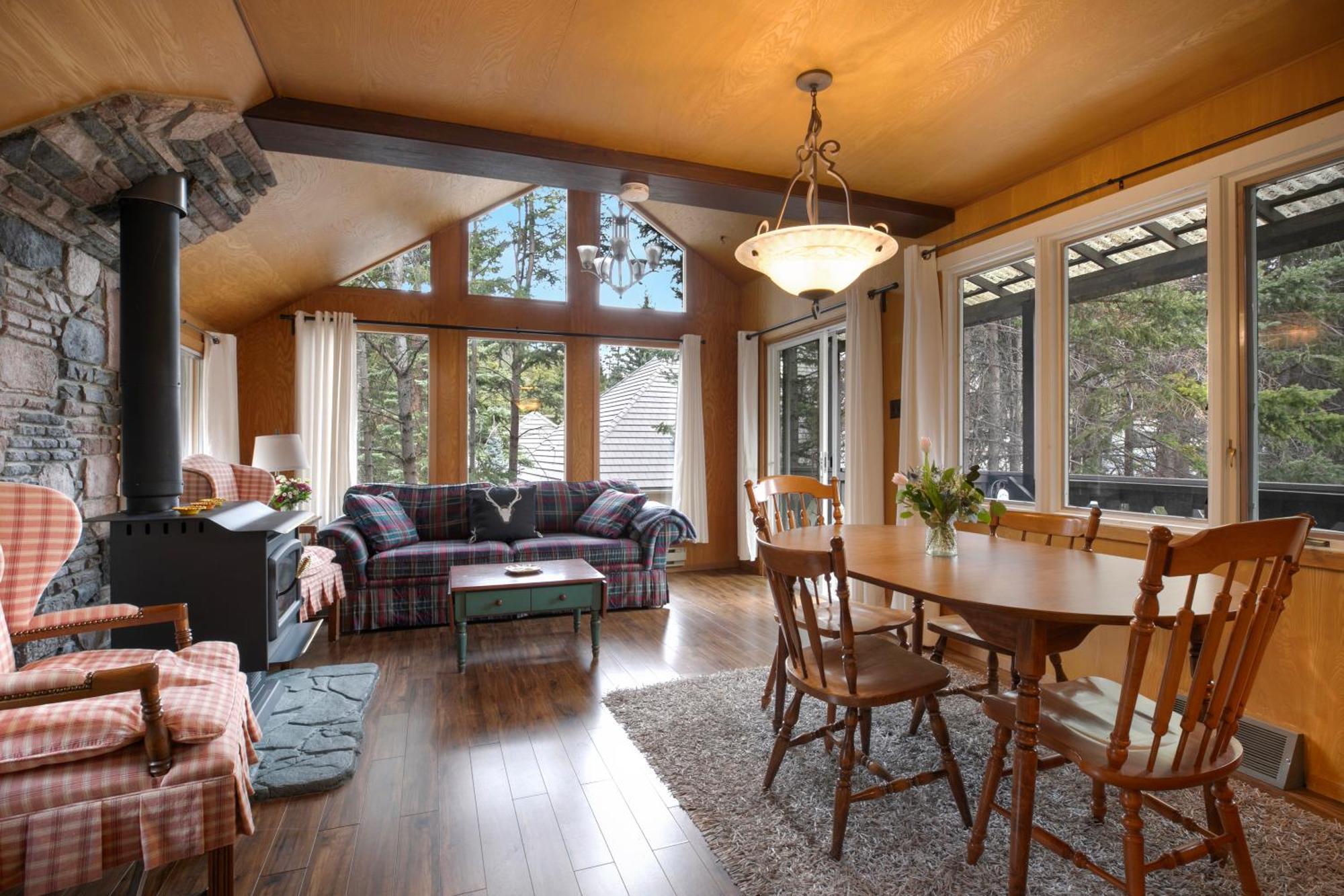 Elkhorn Lodge Vacation Rentals Banff Exterior foto